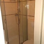 蒙喜洛维西度假屋 *